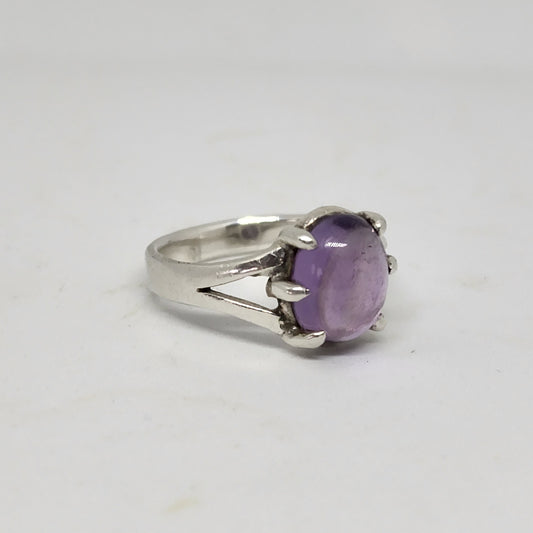 Oval Amethyst Ring