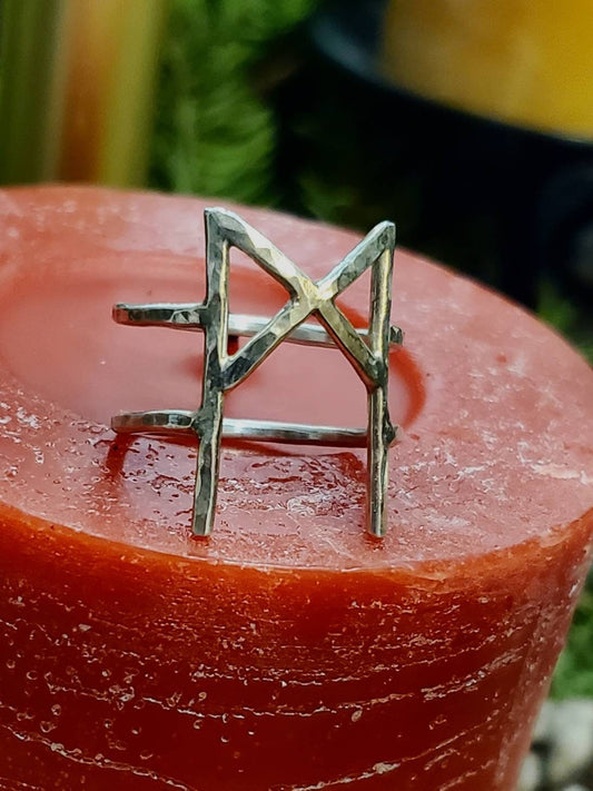 Mannaz Sterling Silver Rune Ring - Self-Improvement, Mankind, Mastery - Elder Futhark Runes - Made to Order