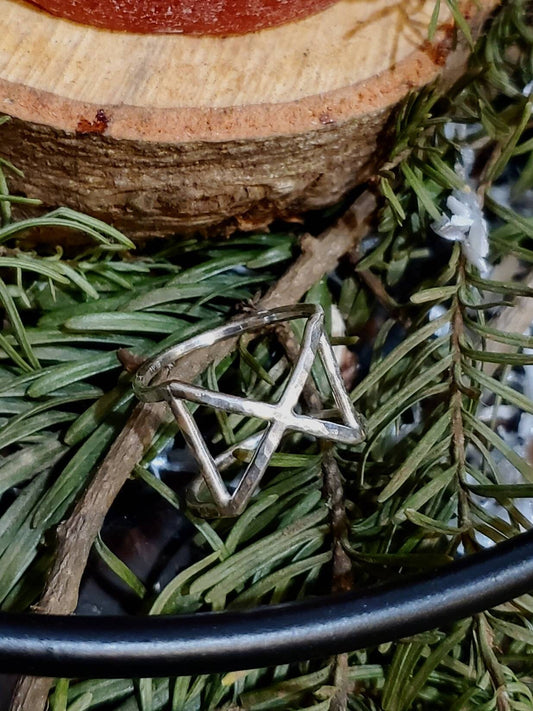 Dagaz Sterling Silver Rune Ring - Dawning, Breakthroughs, New Beginnings - Elder Futhark Runes - Made to Order
